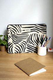 Maletín para portátil Hindbag Ava Medium de 15 pulgadas - Ecru Zebra
