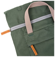 Mochila pequeña de lona reciclada Roka Finchley - Thunderstorm Green