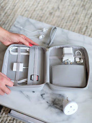 Organizador de cables mediano Stackers - Gris guijarro