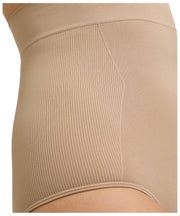 Braguita moldeadora de talle alto Falke Smart Support - Camel Beige