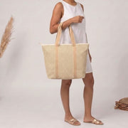Bolso tote de verano Elie Beaumont - Tejido de cesta geométrico dorado
