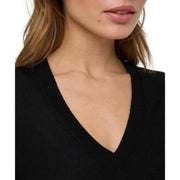 falke-merino-x-fine-v-neck-sweater---black-34308701