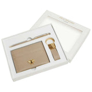 Set de regalo de lujo con llavero y bolígrafo con tarjetero y lazo de Alice Wheeler London - Beige piedra