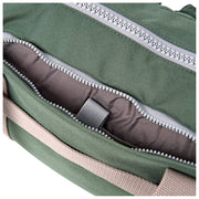 Bolso de viaje Roka Gatwick pequeño de lona reciclada - Verde Tormenta
