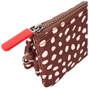 Cartera pequeña Roka Carnaby de lona reciclada - Mancha marrón