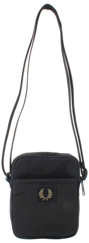 Fred Perry Bolso Lateral Pequeño De Nylon Arrugado - Negro