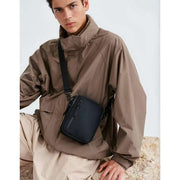 Gaston Luga Bolso bandolera Dash Verti - Negro