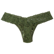 Paquete de 5 tangas de tiro bajo con encaje exclusivo de Hanky Panky - Marshmallow/Bliss/Boysenberry/Navy/Macchiato