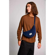 Hindbag Bolso Media Luna Andrea - Terciopelo Azul Marino