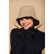 Gorro de pescador de lana Hindbag Bob - Beige