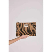 Bolso mediano con cremallera Hindbag Ema - Zebra Cinnamon Brown