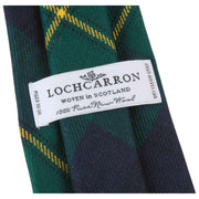 Corbata de tartán moderna Reiver Johnstone de Locharron of Scotland - Verde oscuro/azul marino
