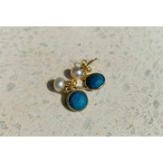 Pendientes colgantes de perlas de color turquesa con botón de Perlas de Oriente - Oro/Blanco/Azul turquesa