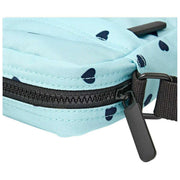 Bolso bandolera de lona reciclada Roka Bond - Azul/Corazones azules