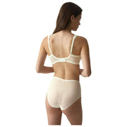 Triumph Signature Sheer Minimizer Bra - Ecru Blanco